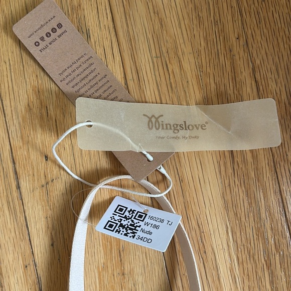 Wingslove Strapless Push Up Plunge
Wireless Bra new 🆕 - Picture 9 of 10